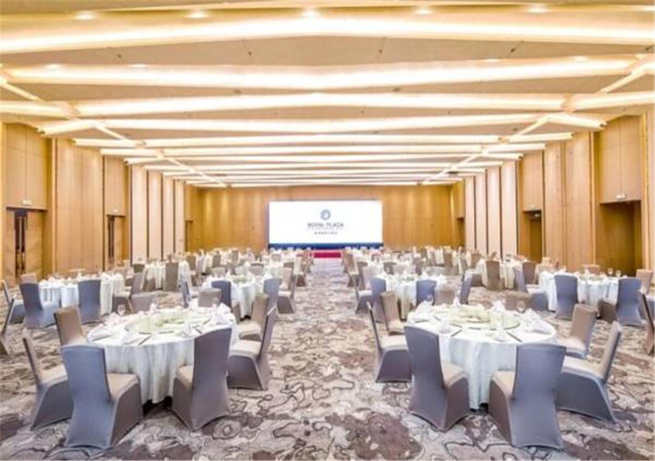 Jinan Inzone Royal Plaza Hotels Ngoại thất bức ảnh