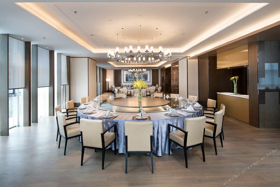 Jinan Inzone Royal Plaza Hotels Ngoại thất bức ảnh